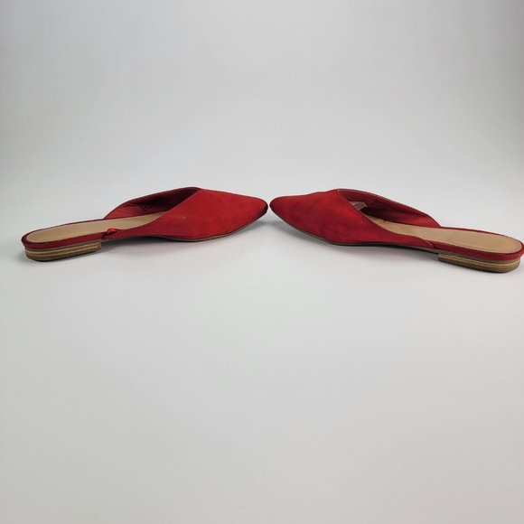 Express Red Slides. Size 7. - Picture 3 of 4